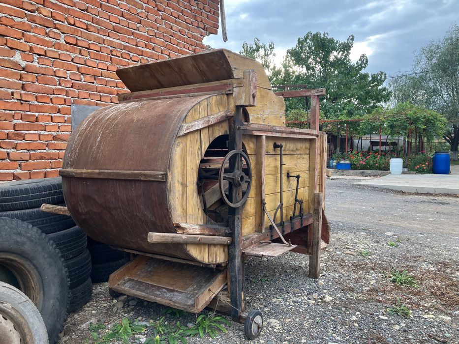 Старинна Веялка за зърно