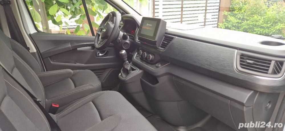 Rent a car microbuz 8+1, Închiriez minibus 8+1, Rent a van Timisoara 8+1, Inchiriez transport persoane 8+1