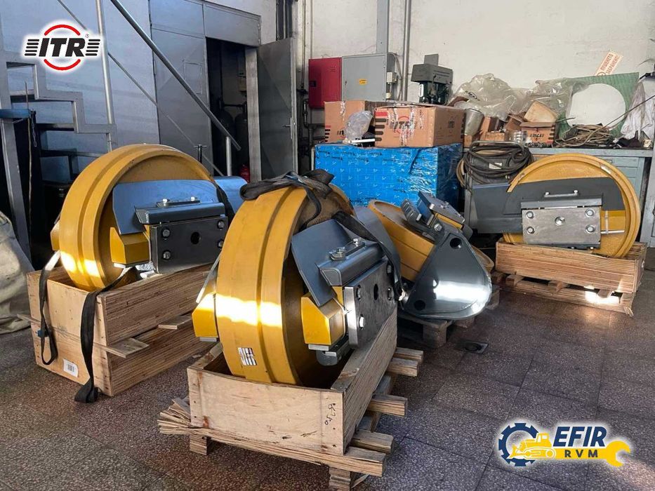 Ходова част - Вериги, Ленивци, Ролки и Звездочки за Булдозери и Багери