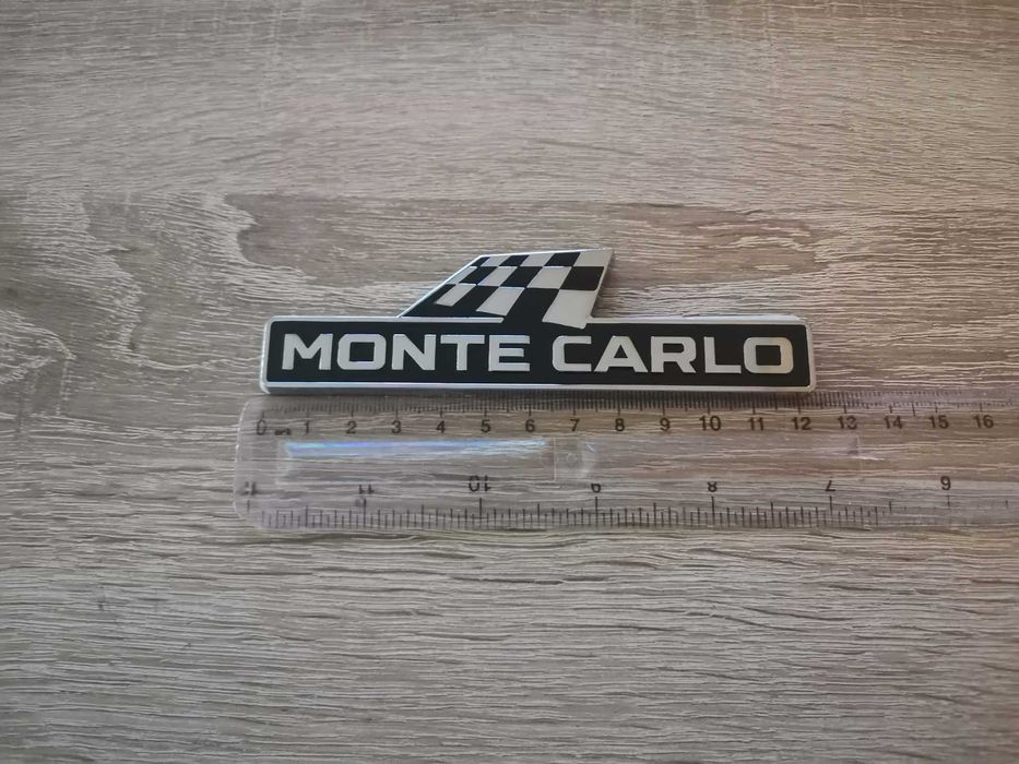 емблема Skoda Monte Carlo черно със сребристо