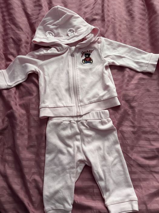 Детски анцунг Guess