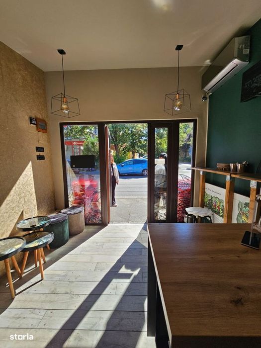 Bar la cheie,funcțional.