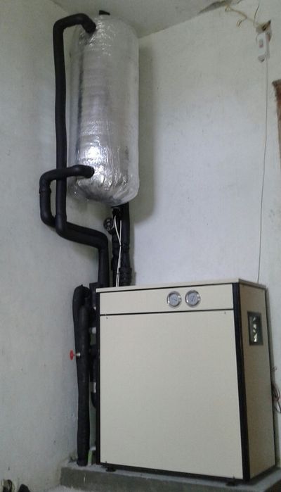 Термопомпа вода вода , земя вода  9 киловата .