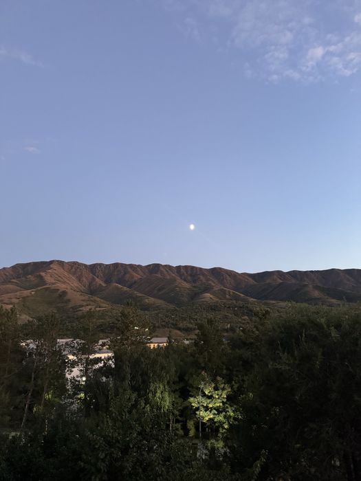 Обменяю 2 х ком кв рядом с ДК