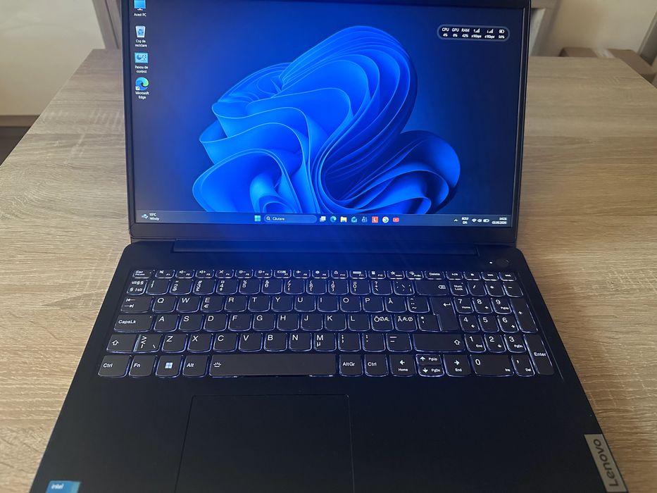 Lenovo IdeaPad 3 15ITL6, Intel Core i3 1115G4 4.1 GHz, 15.6 Full HD 8GB, SSD 256GB
