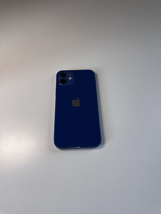 iPhone 12 64GB Син - 100% Батерия + Калъф + Протектор + Кутия