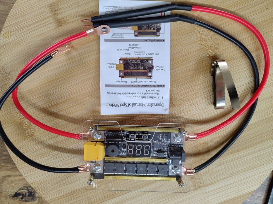 Апарат за точкова заварка , 12 волта от автомобилен акумулатор