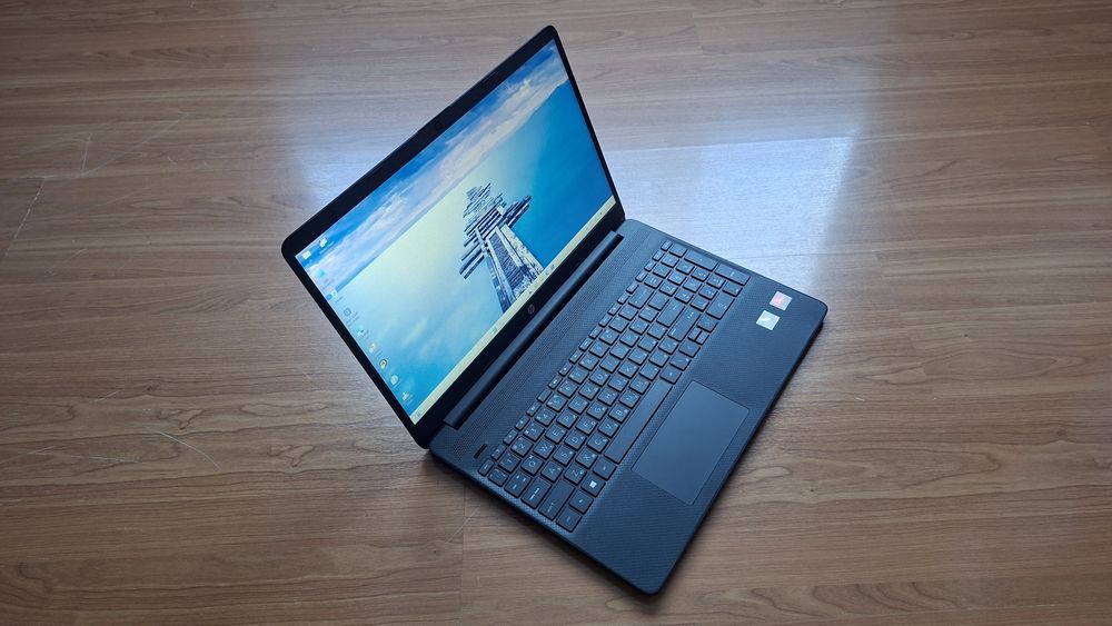Лаптоп HP 15s-eq2005nu 15,6"