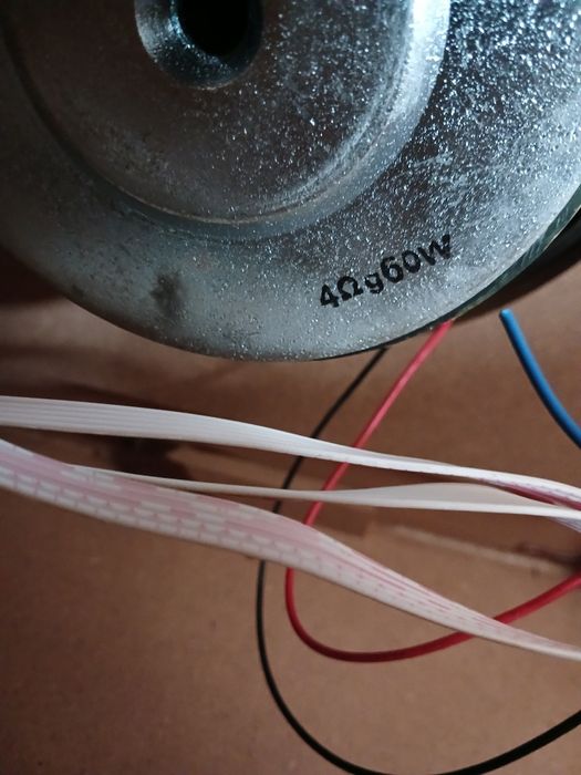 Продам динамик. Новый  Пишите