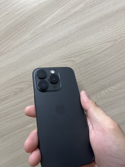 Айфон 15про память 256гб