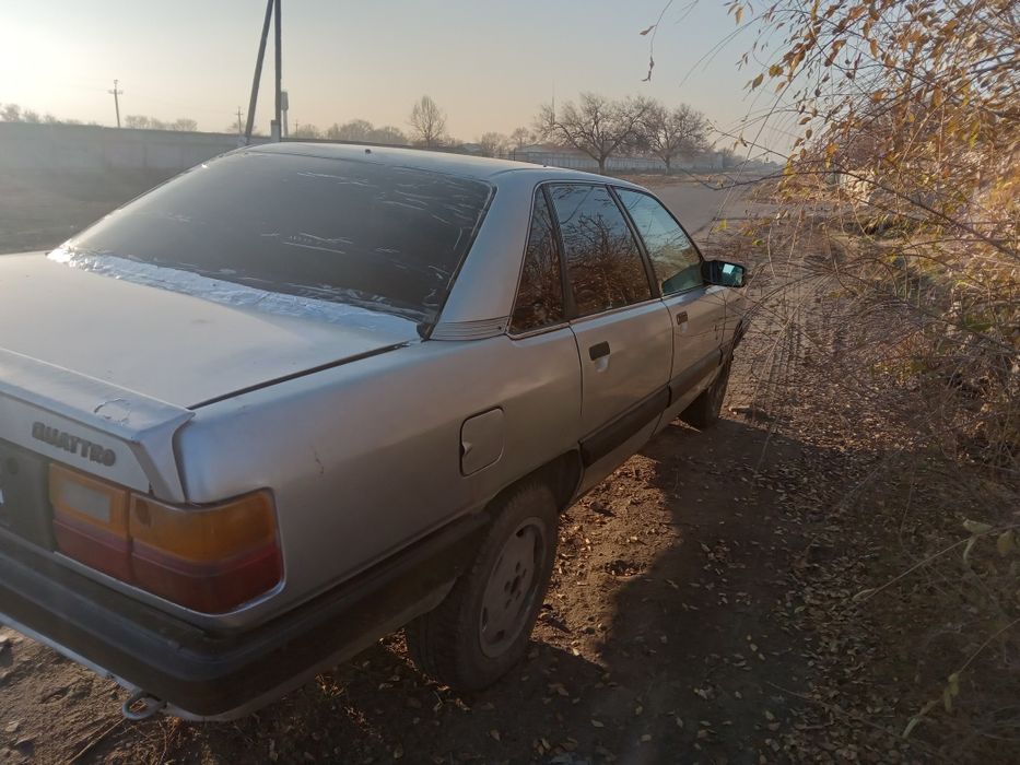 Продам Ауди 100С3 седан  об.2.3