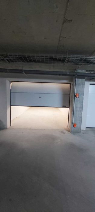 Дава се под наем Гараж / Паркомясто в Пловдив, Тракия - 30 кв.м за 122.4 € - Снимка #1