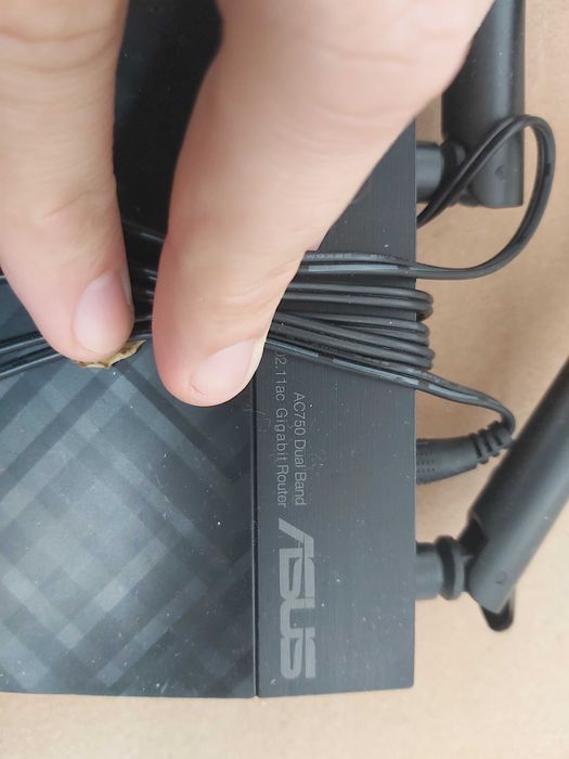 Router Wireless Gigabit ASUS AC750