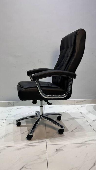 Офисное кресло модель S48