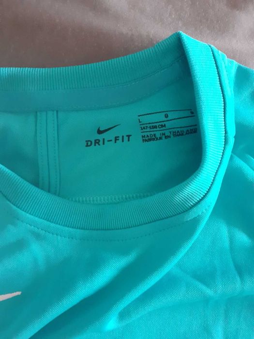 Nike тениска за момче