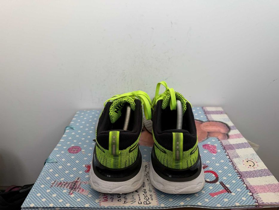 Nike React Infinity Run Flyknit 2 Volt Black ''оригинални маратонки 44 номер