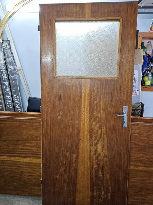 Вътрешни  интериорни врати запазени