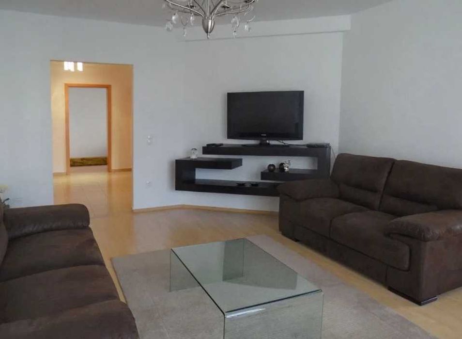 Дава се под наем Двустаен апартамент в Пловдив, Гагарин - 55 кв.м за 270.3 € - Снимка #2