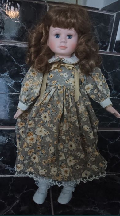 Порцеланови кукли