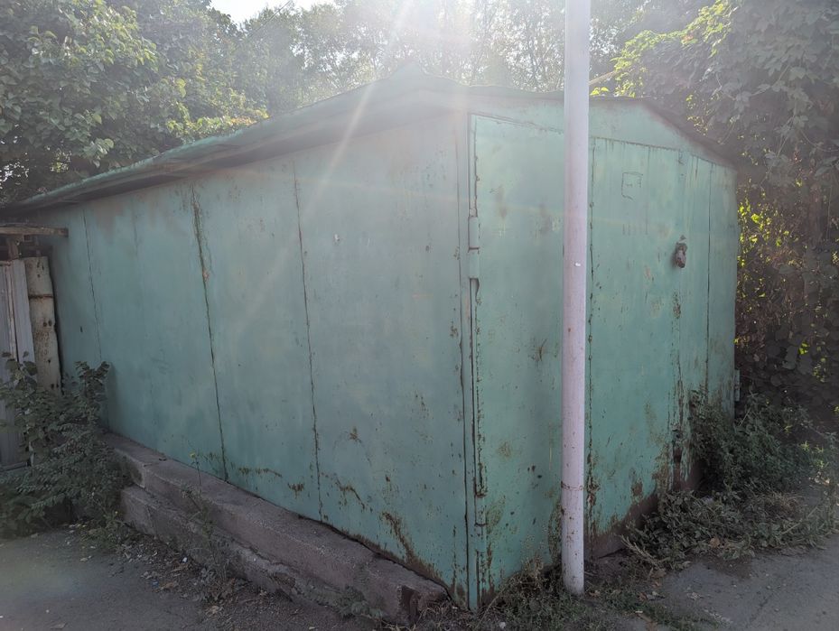 Продам металлический гараж