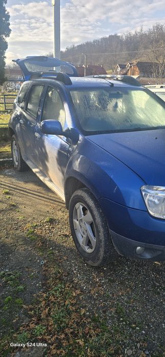 bara fata, faruri, aripi, capota, haion, portiera dacia duster 4x4