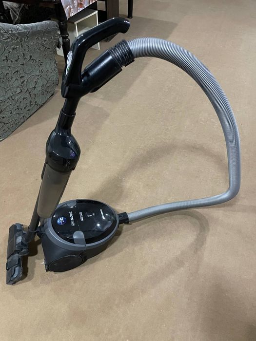 Продаётся пылесос