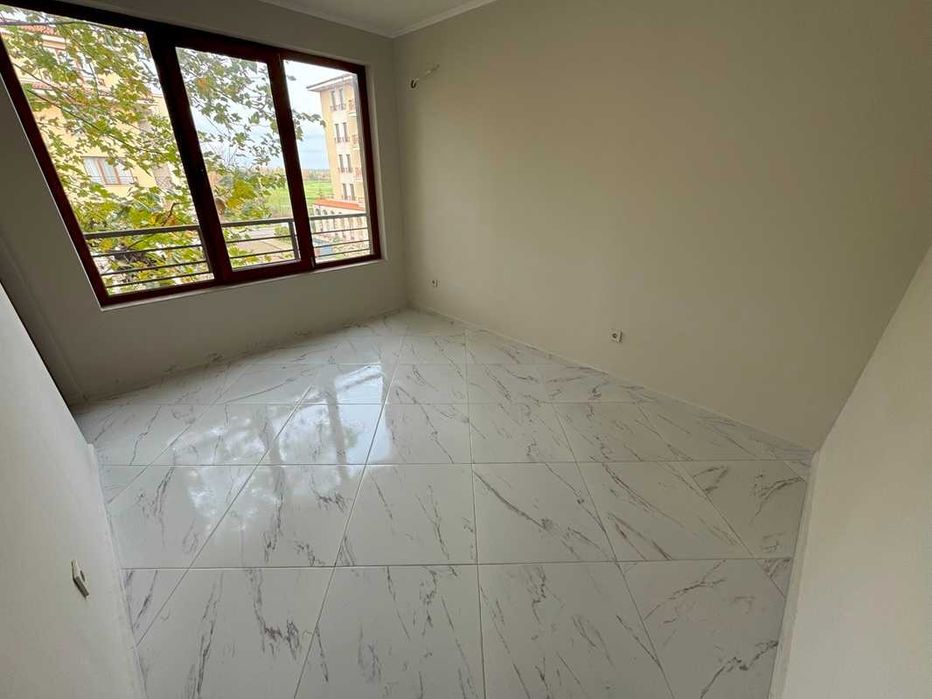 Продава се Двустаен апартамент в Търговище, Изток 1 - 67 кв.м за 792 €/кв.м - Снимка #3