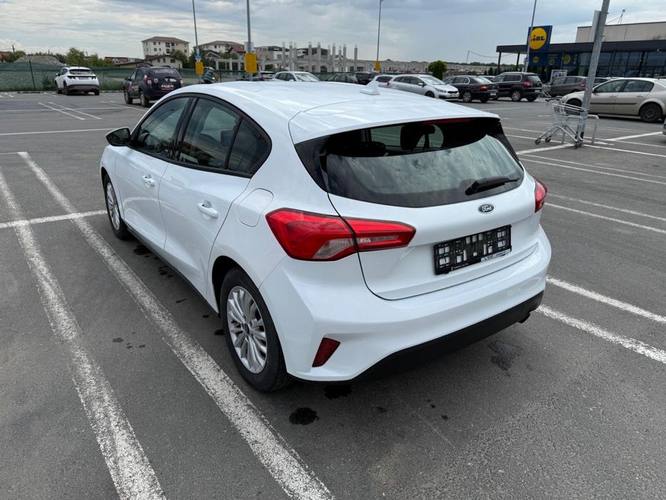FORD Focus 2022 — imagine 3