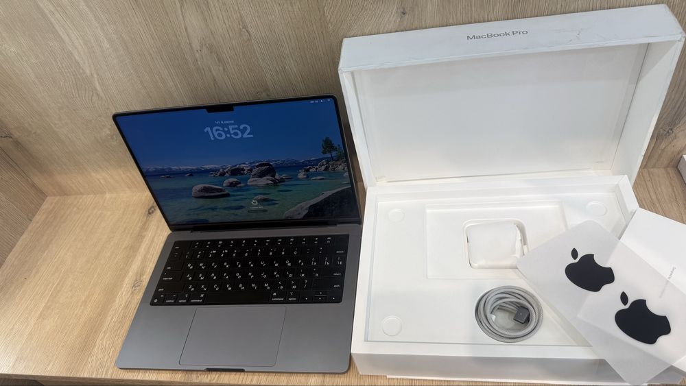 MacBook Pro M3 14-inch (8/512) – цвет Space Gray