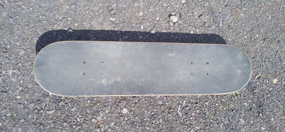 Трюковой скейтборд