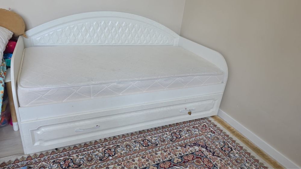 Детская кровать продам