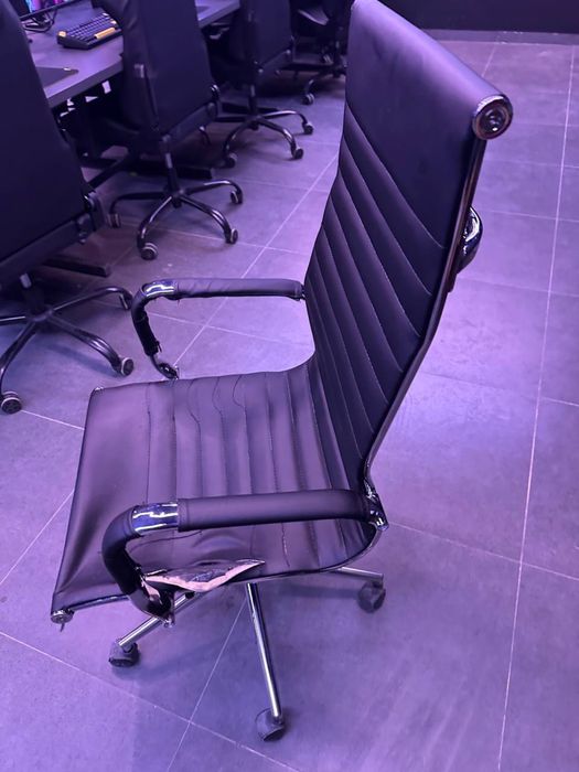 Кресло б/у офисный