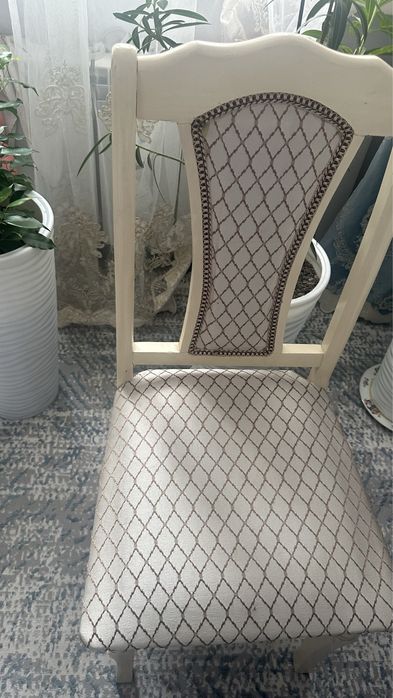 Стулья для гостиной