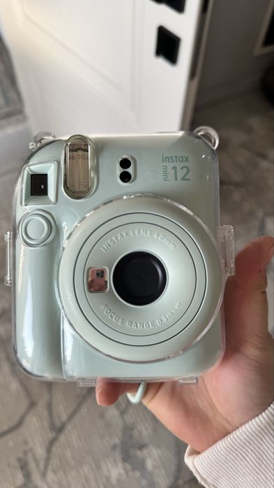 Пленочный фотопарат instax mini 12