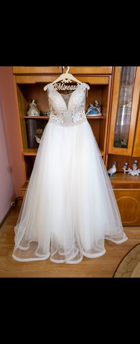 Rochie mireasa superba