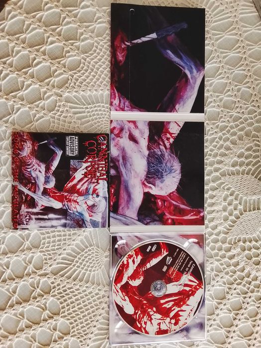 Cannibal Corpse-Butchered at Birth и Tomb of Mutilated