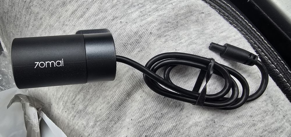 Camera spate 70 Mai RC06