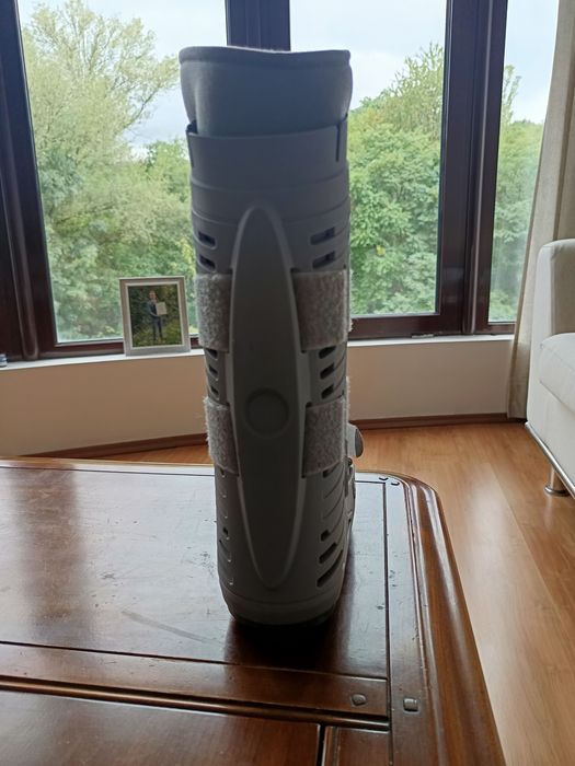 Продавам дясна отреза N 40