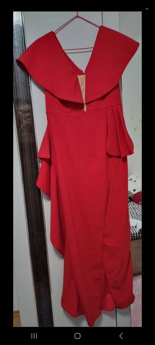 Rochie rosie eleganta