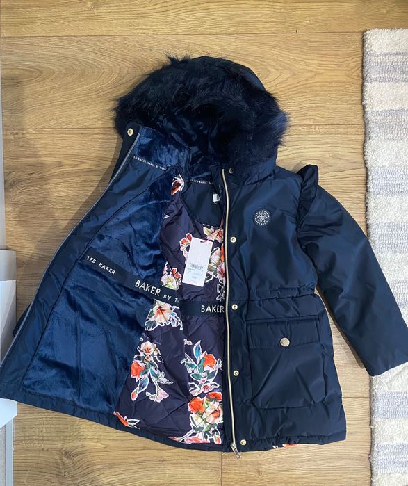 НОВО Ted Baker детско зимно яке за момиче 5-6г