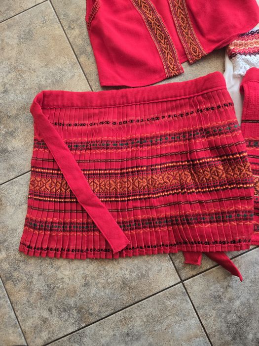 Детска носия за момиче