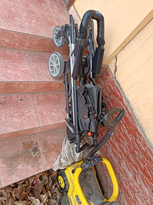 Продается детская машина и коляска