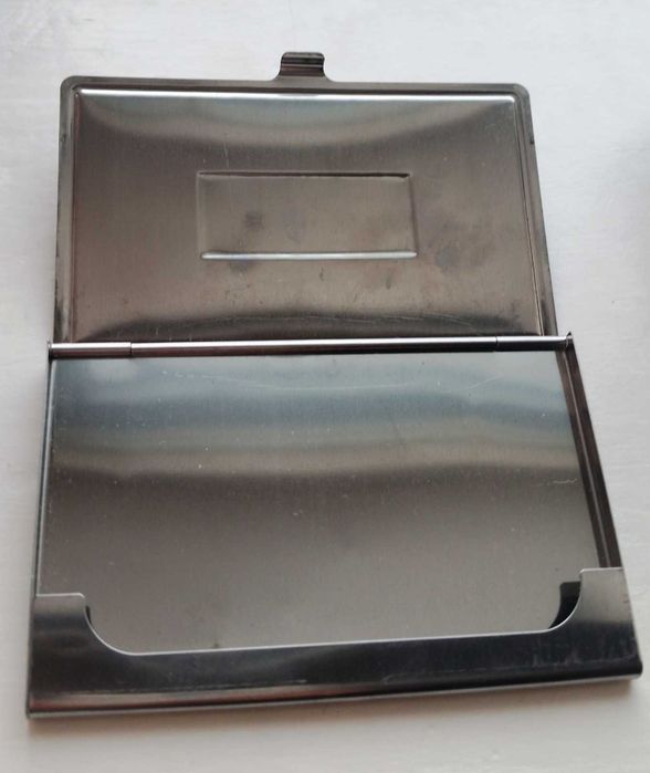 Визитницы (Кардхолдер)