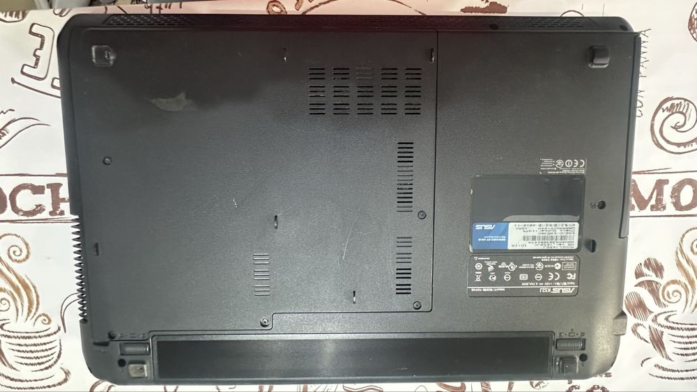 Ноутбук продам Asus