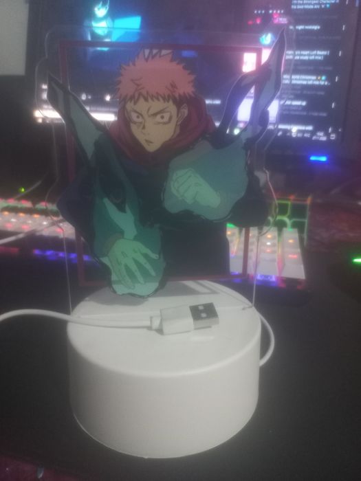 Продам фигурку и светильник аниме