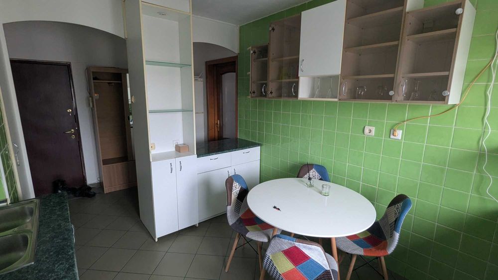 Inchiriez Apartament 3 camere, 70 mp – Piața Gorjului