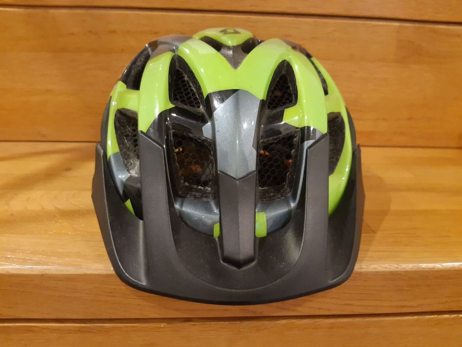 Vând cască ciclism Scott