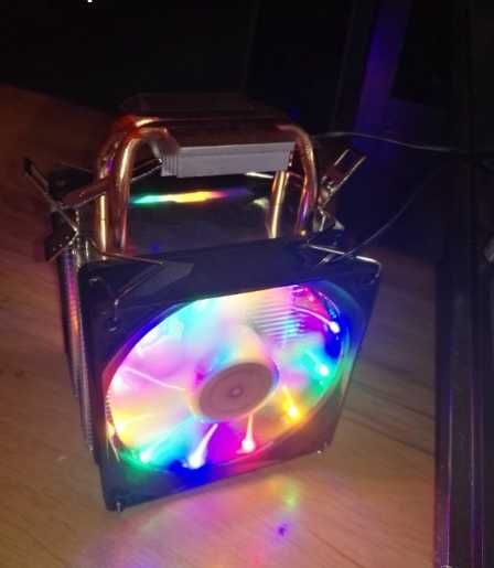 Тих двоен светещ вентилатор за процесор 90мм