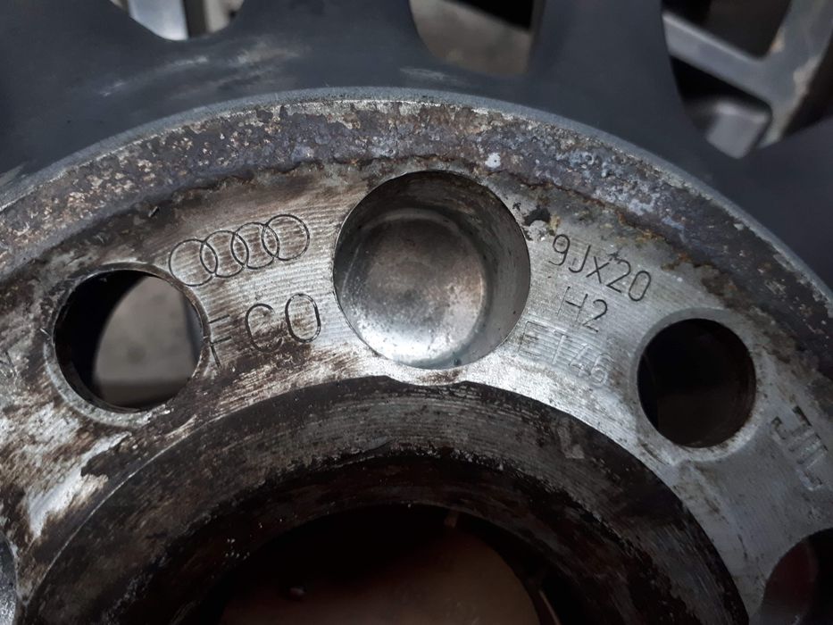 Jante Audi OEM R20 S8/W12+Anvelope iarna DUNLOP