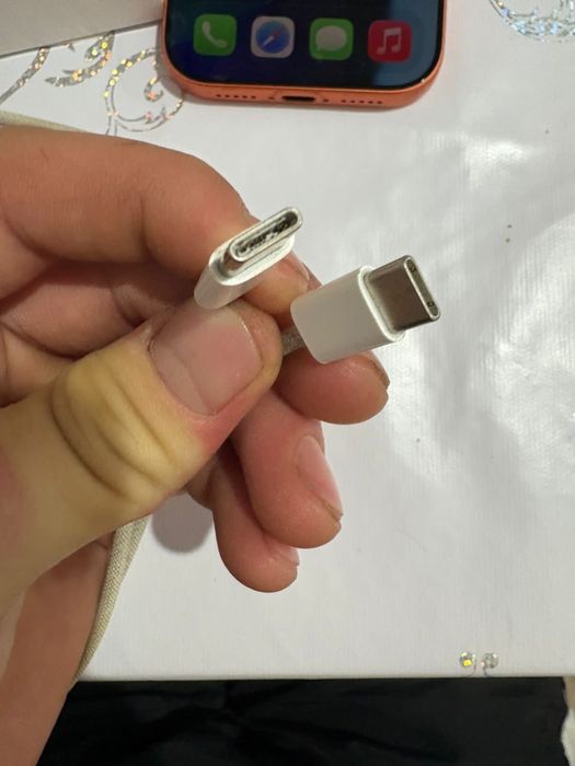 Продам айфон 17 про